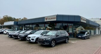 https://gifhorn.autohaus-kuehl.de/_Resources/Persistent/5/3/a/7/53a7299363a10e6d209e9c640a1f4492d1f4052f/IMG_5698-5712x3074-337x181.jpeg