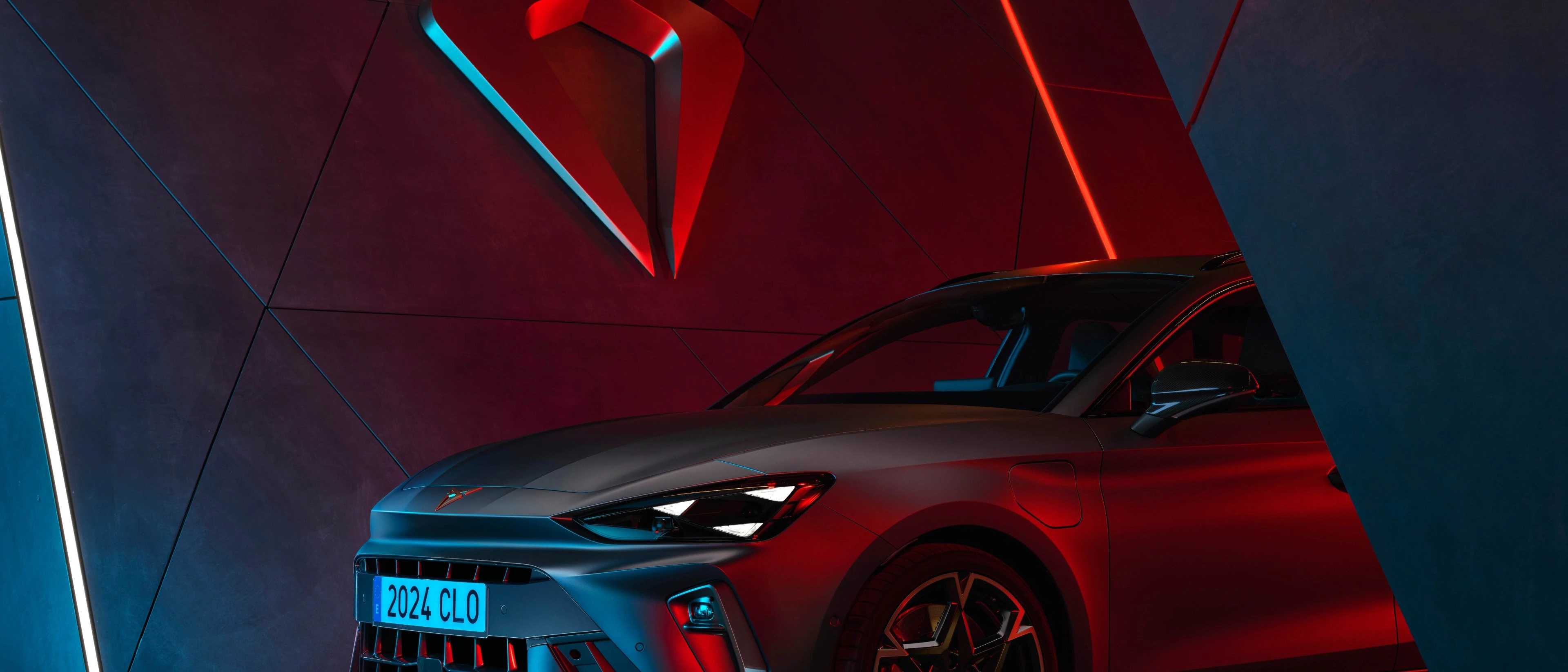 Cupra Leon e-Hybrid  1.5 e-HYBRID 150 kW (204 PS) 6-Gang-DSG